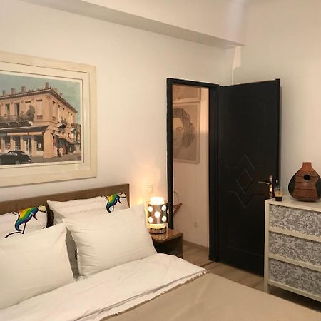 شقة أثينا  في Artistic Designer Flat المظهر الخارجي الصورة