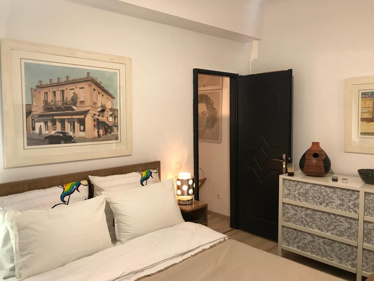 شقة أثينا  في Artistic Designer Flat المظهر الخارجي الصورة