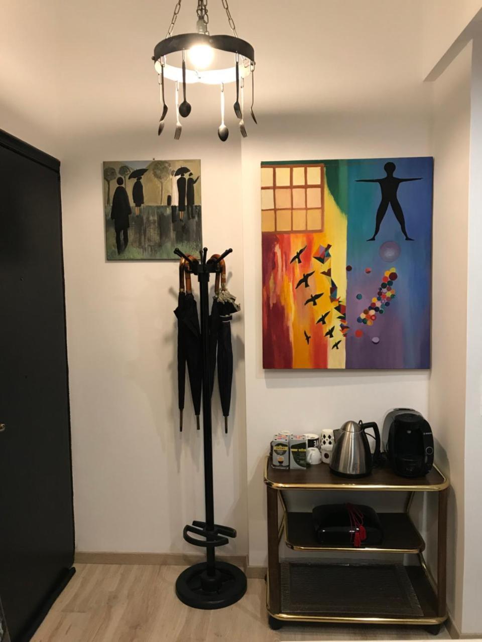 شقة أثينا  في Artistic Designer Flat المظهر الخارجي الصورة